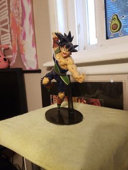 DBZ Bardock Statue
