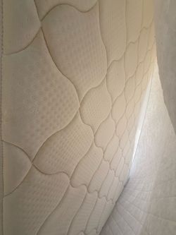 Mattress queen size