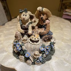 4 Boyds Bear Figurines - $25.00 EACH - in excellent condition