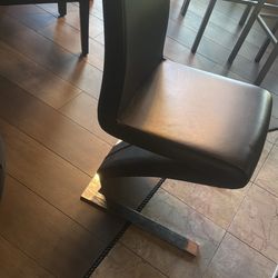 Beautiful Black Modern Dining Chairs - Z Style 