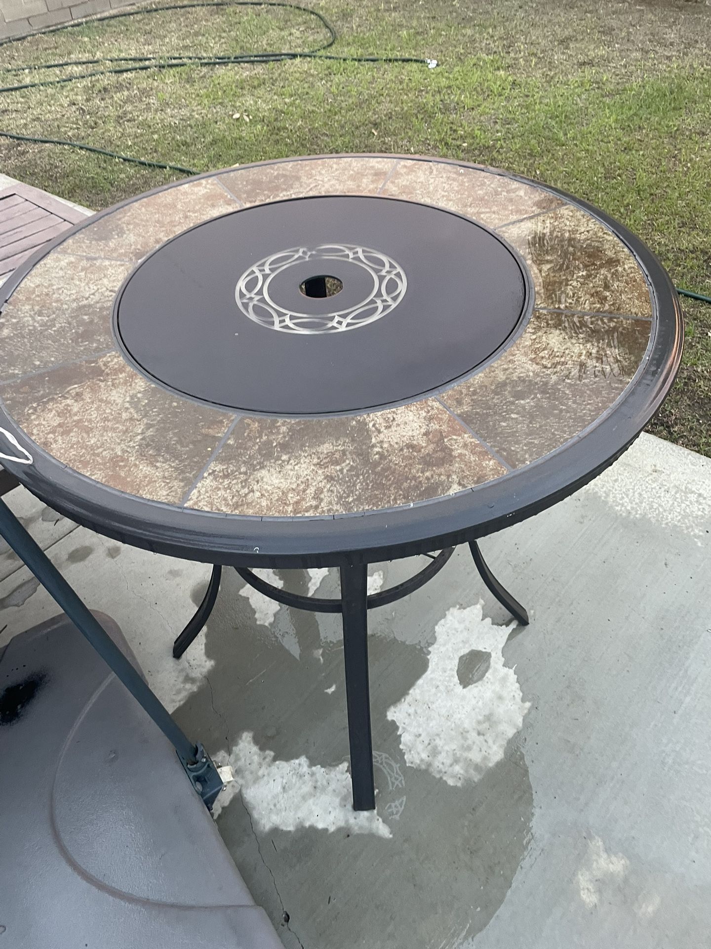 Patio Bistro Bar Table