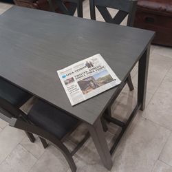 *Weekly Feature*---Miranda Bold Dining Table Sets W/4 Chairs---Limited Inventory!!!---Delivery And Financing👌