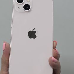 Iphone 13 in exellent condition with 128GB. Unlocked for any carrier and Worldwide.