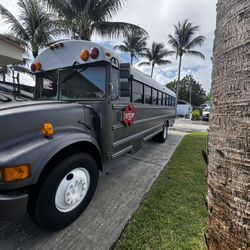 1990 International Fully Restored Skoolie Bus Motor Home