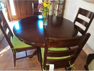 Dining set with 4 chair