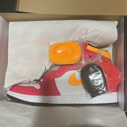 Jordan 1 Light Fusion 