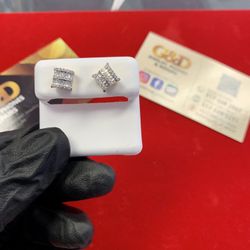 10k Gold With Moissanite Diamonds 