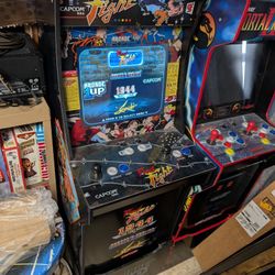 Arcade 1up Final Fight w/riser