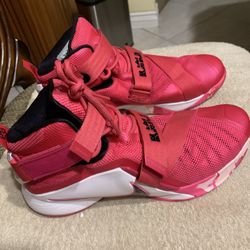  NIKE Size 12 good Conditions 