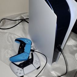 PS5 With Plenty Games 