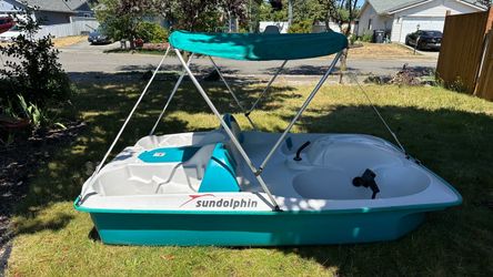 Pedal boat