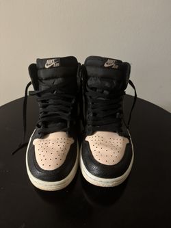 Air Jordan 1 'Black & Hyper Pink'