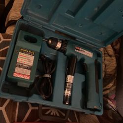 Makita 9.6 B Drill 