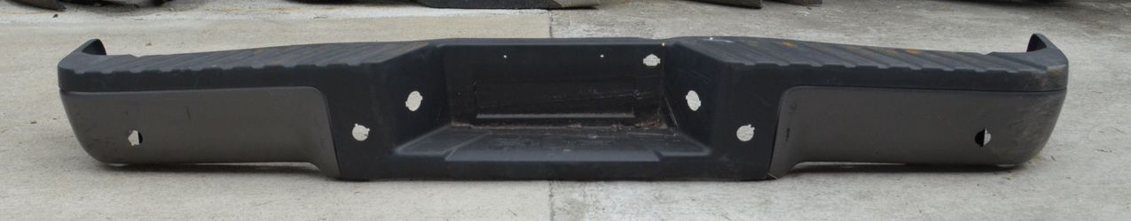 USED REF#M056 || 2009-2014 FORD F-150 || REAR METAL BUMPER