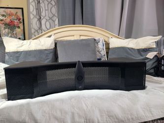 MARTIN LOGAN CENTER CHANNEL SPEAKER