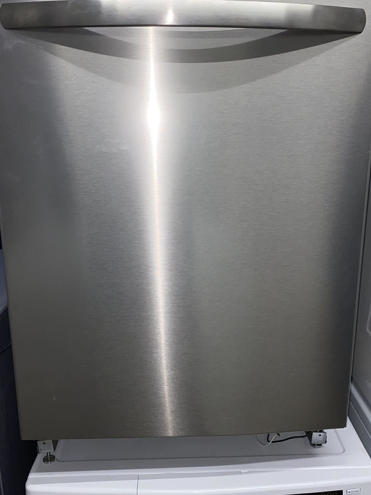 Frigidaire dishwasher brand new
