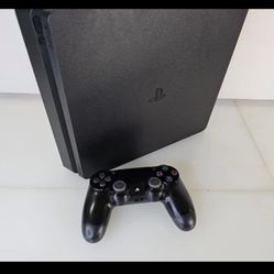 Playstation 4 Slim 1TB