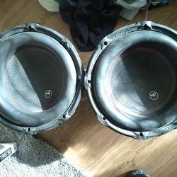 Audiopipe 12" 900watts RMS 1800 Watts Peak 