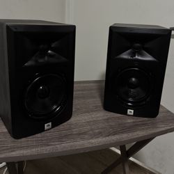 JBL LSR305 Studio Monitor Speakers Pair Black Active Amplified XLR TRS Inputs