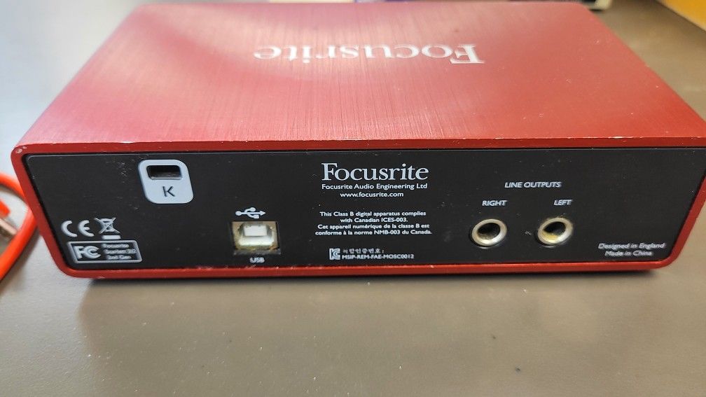 Focusrite Scarlett 2i2 USB Interface