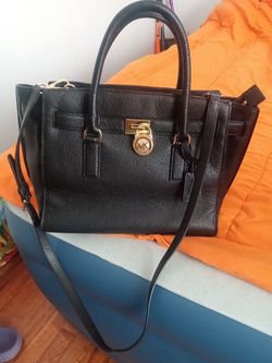 Awesome "Michael Kors Leather Hamilton purse