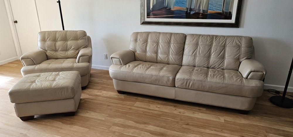 Leather Couch And Matching Chair With Ottoman 