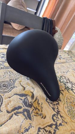 SCHWINN BIKE SEAT