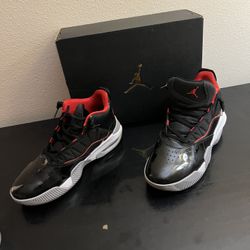 Jordan Stay Loyal, Black & Red, size 7y