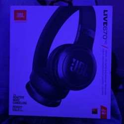 JBL LIVE670NC HEADPHONES