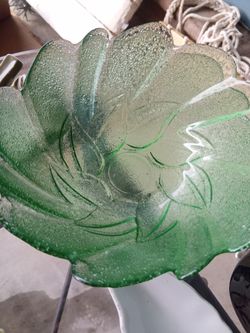 Green Textured Glass Decorative Bowl