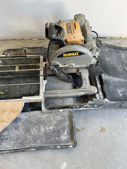 Tile Saw Dewalt