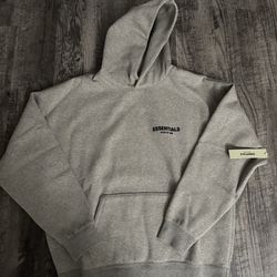 Essential hoodie