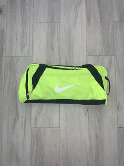 NWT NIKE VOLT DUFFEL BAG DUFFLE