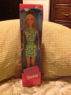 Vintage pretty in plaid barbie doll