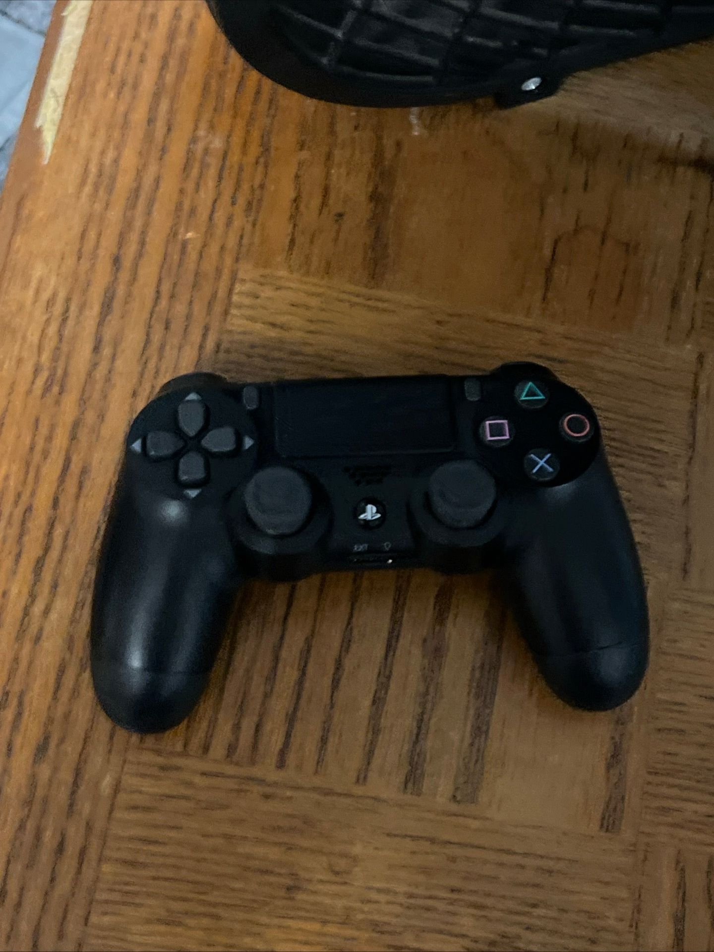 Black PS4 Controller With Charger