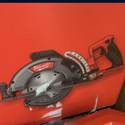 Milwaukee M18 FUEL 18-Volt Lithium-Ion Cordless 7-1/4 in. Rear Handle Circular Saw (Tool-Only)