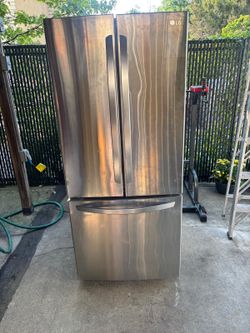 Lg refrigerator “NOT WORKING”