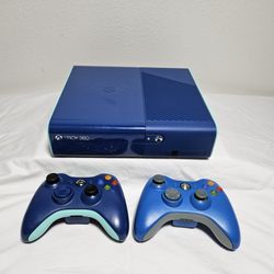 Limited Edition Blue Xbox 360 E Bundle
