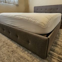 Queen Bed With Mattress