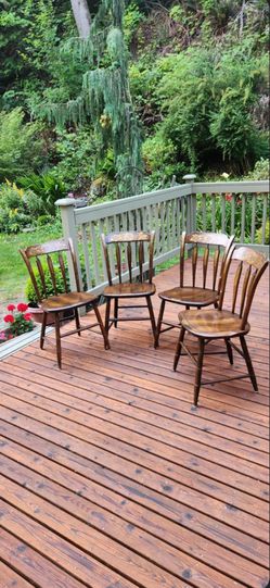 Lee Hitchcock Antique 4 Piece Dining Set