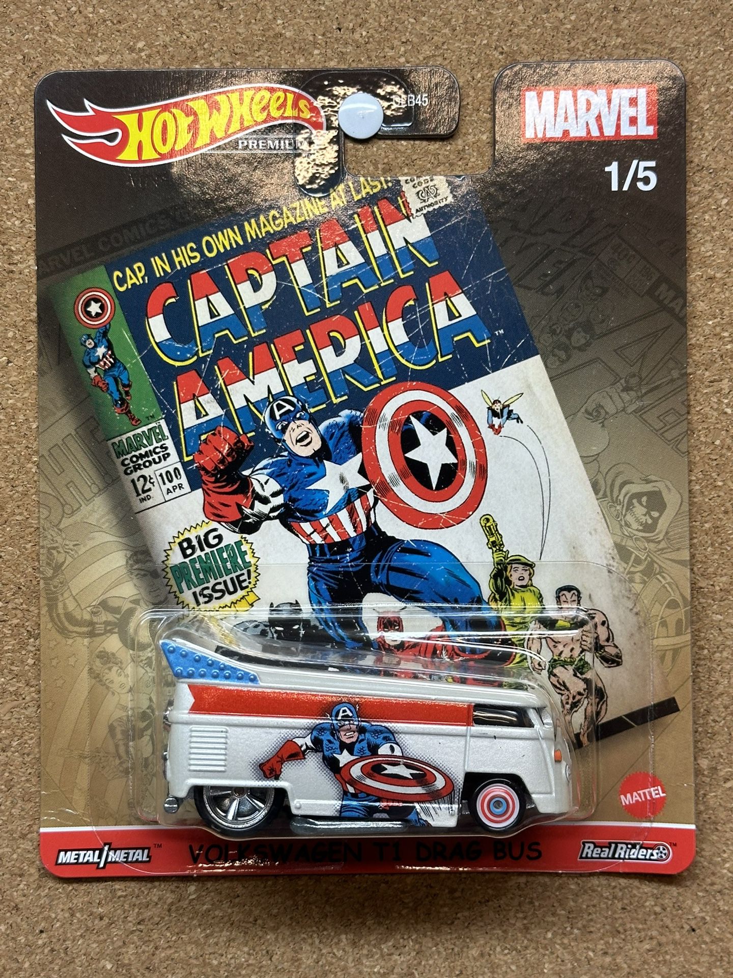 Hot Wheels Captain America T1 Drag Bus