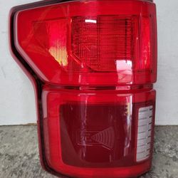 2018 2019 2020 FORD F150 F 150 REAR LEFT DRIVER SIDE TAILIGHT BLIND SPOT OEM