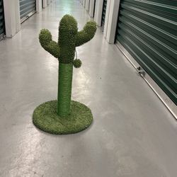 Cactus Cat Tower