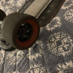 ELECTRIC SKATEBOARD