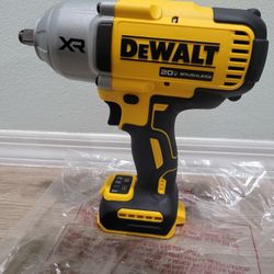 DEWALT 20V MAX CORDLESS 1/2" IMPACT WRENCH (TOOL ONLY)