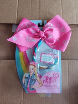 JoJo Siwa hair bow
