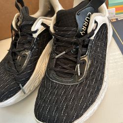 Under Armour Curry Flow 9 Team Basketball Shoes