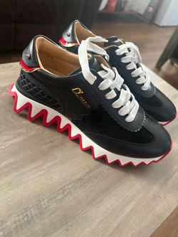 CHRISTIAN LOUBOUTIN ladies size 38 size 8 shoes $500