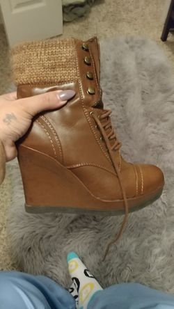 Size 7 wedge booties