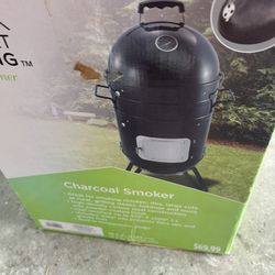 Charcoal Smoker.  Brand New 🆕 In Box